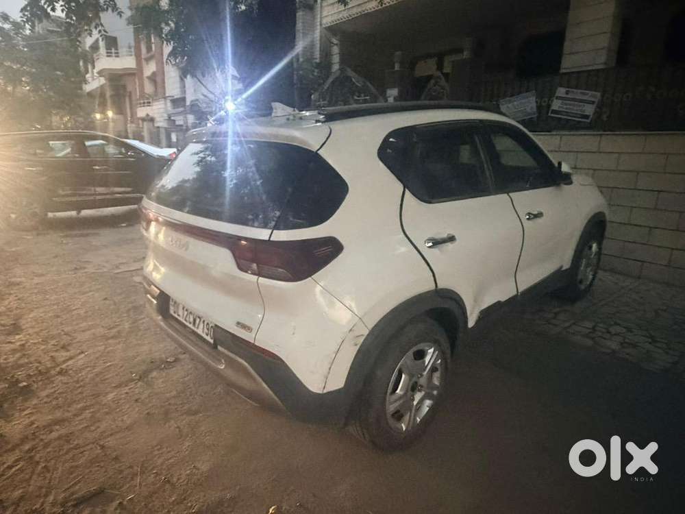 Kia Sonet 2023 Petrol 9500 Km Driven