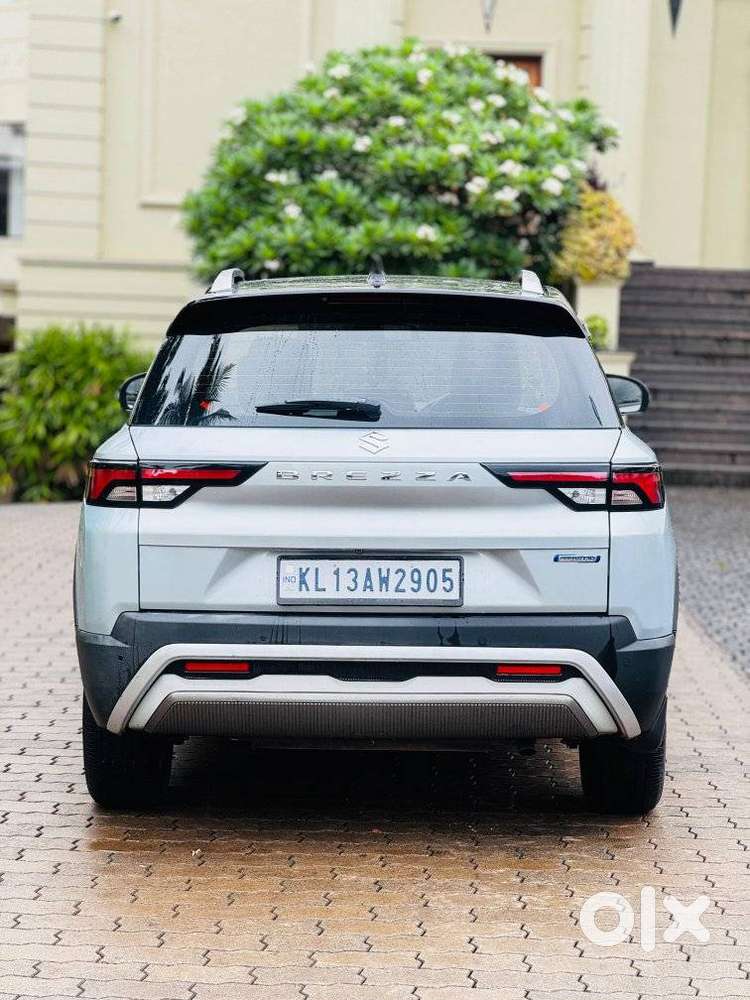 Maruti Suzuki Brezza 1.5 Zxi Plus Smart Hybrid, 2023, Petrol