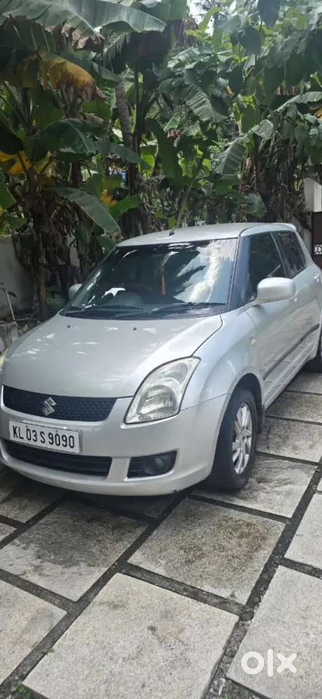 Swift Maruti Suzuki 2010 Diesel Well Maintained