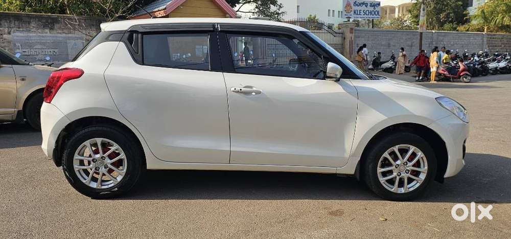 Maruti Suzuki Swift 1.3 Zxi, 2021, Petrol