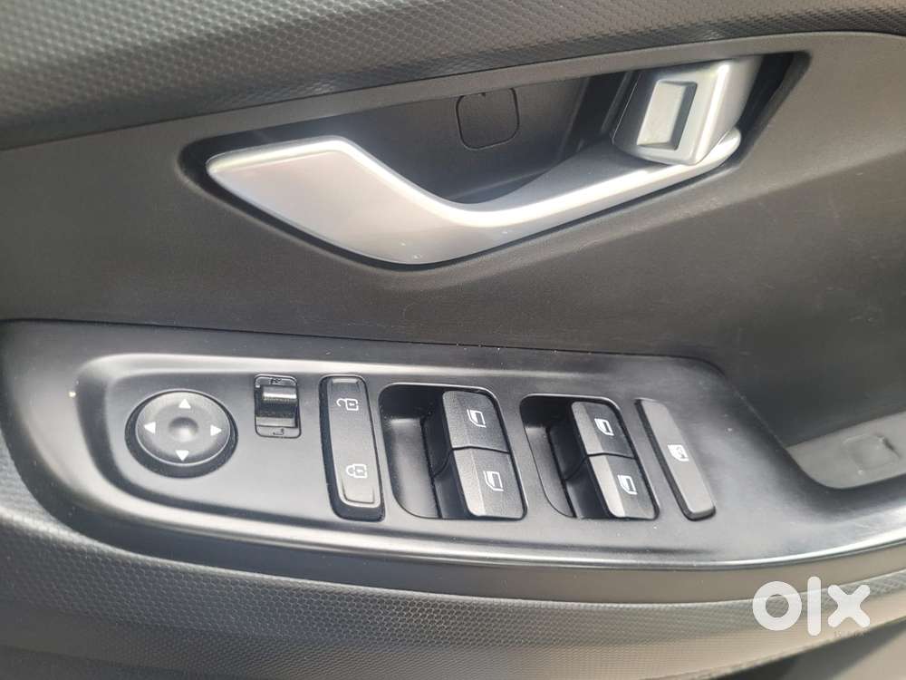 Hyundai Creta 1.5 S Plus Knight Petrol, 2023, Petrol