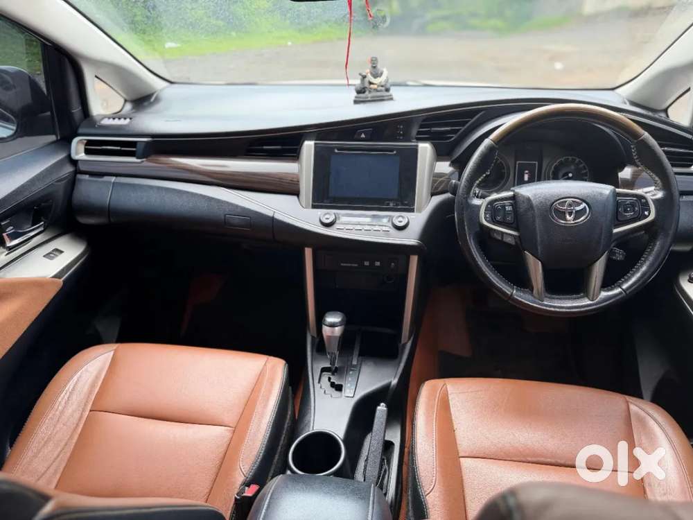 Toyota Innova Crysta 2.8 Zx At 7 Seater, 2018, Diesel