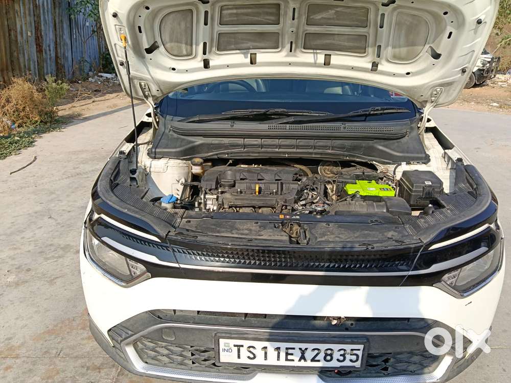Kia Carens 1.5 Premium 7 Str, 2022, Petrol