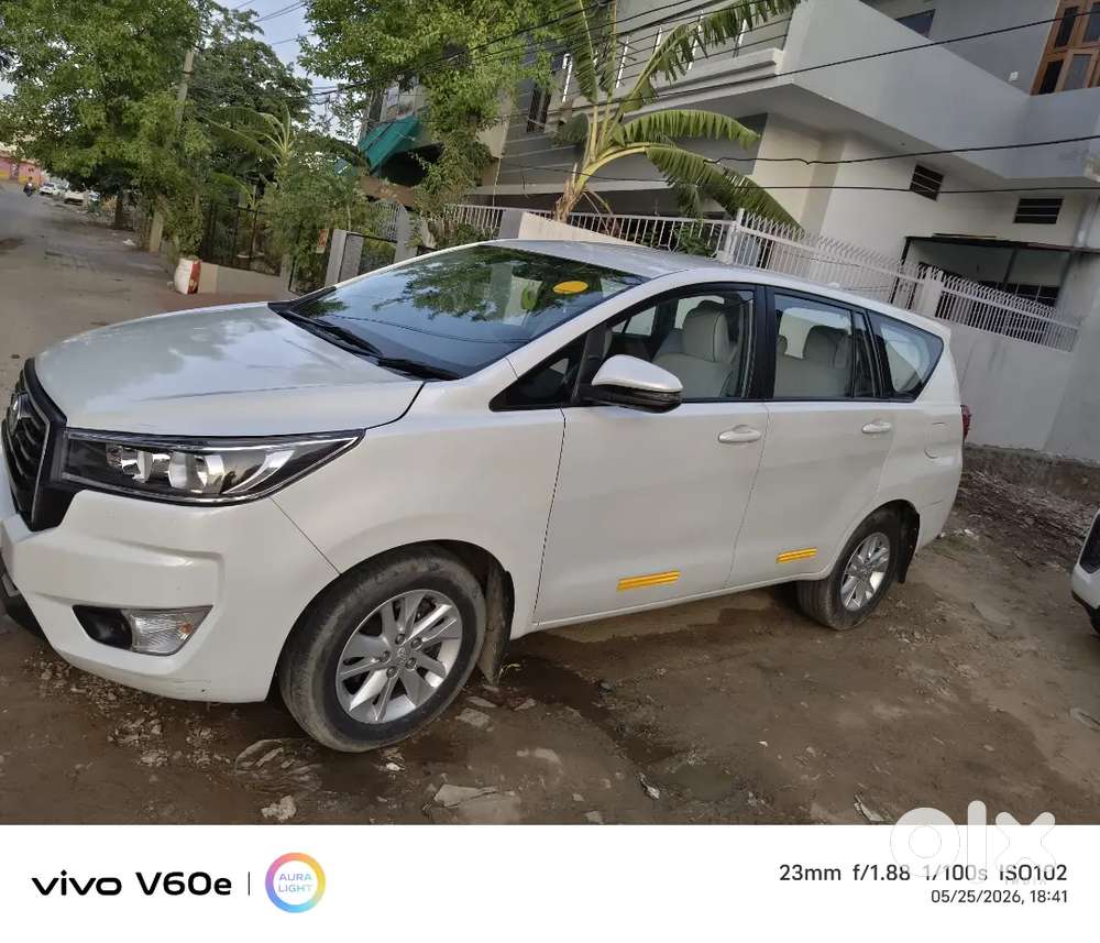 Toyota Innova Crysta 2023