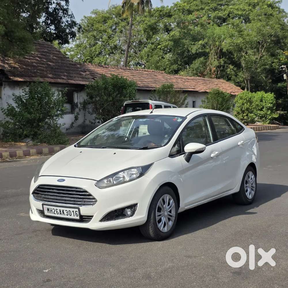 Ford Fiesta Style Diesel 2015 Top Model.