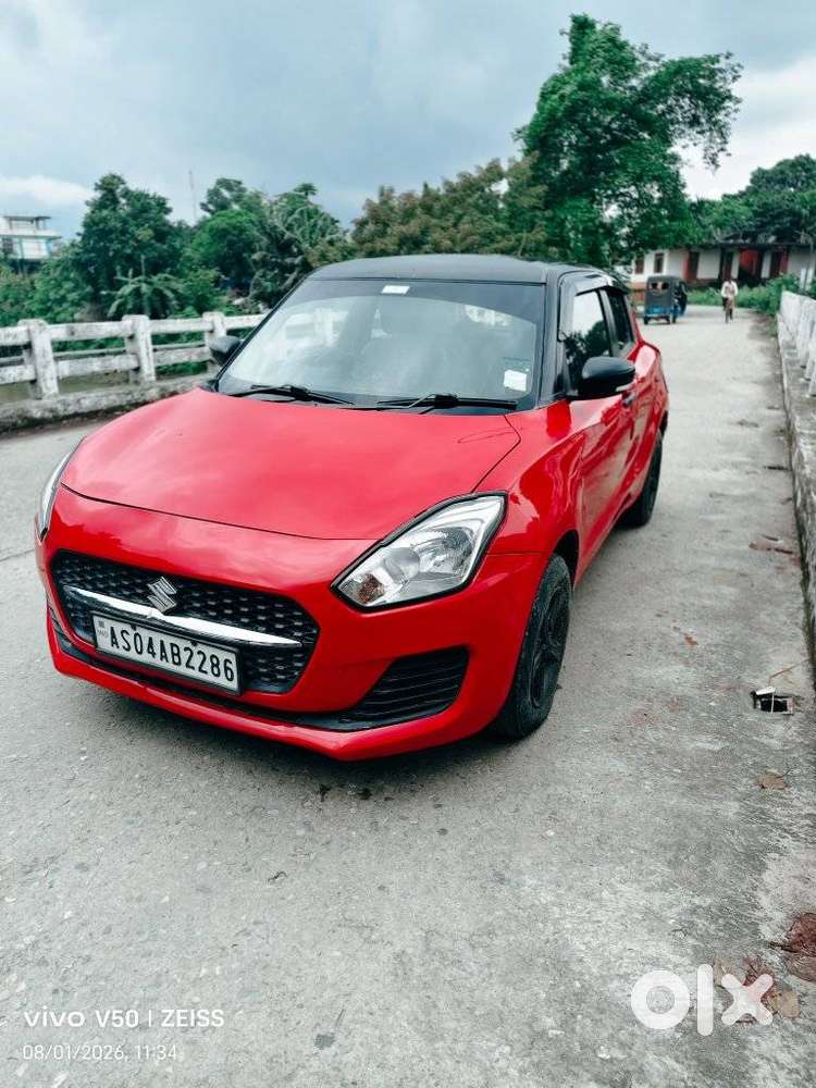 Maruti Suzuki Swift Vxi + Manual, 2021, Petrol