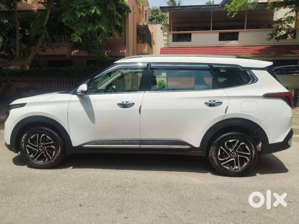 Kia Carens 1.4 Luxury Plus 6 Str, 2022, Petrol