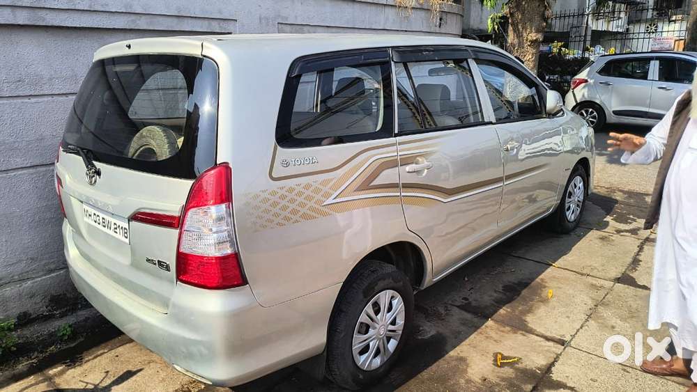 Toyota Innova 2.5 G (diesel) 8 Seater, 2015, Diesel