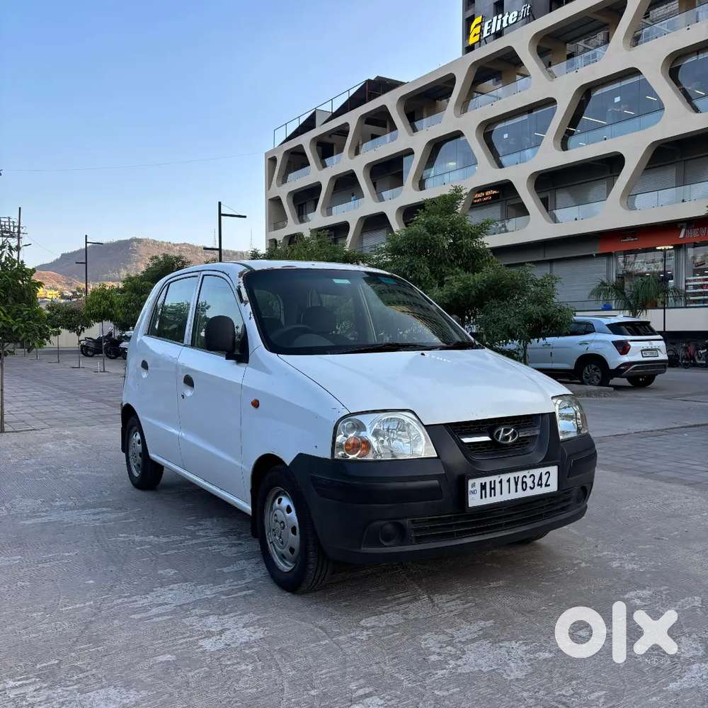  Hyundai Santro Xing Xl  Reliable Petrol Hatchback For Daily Use