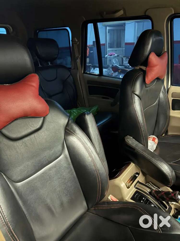 Mahindra Scorpio 2011 Diesel 68000 Km Driven