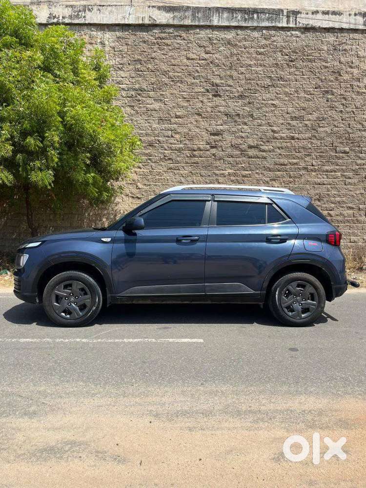 Hyundai Venue S Mt 1.2 Kappa, 2023, Petrol