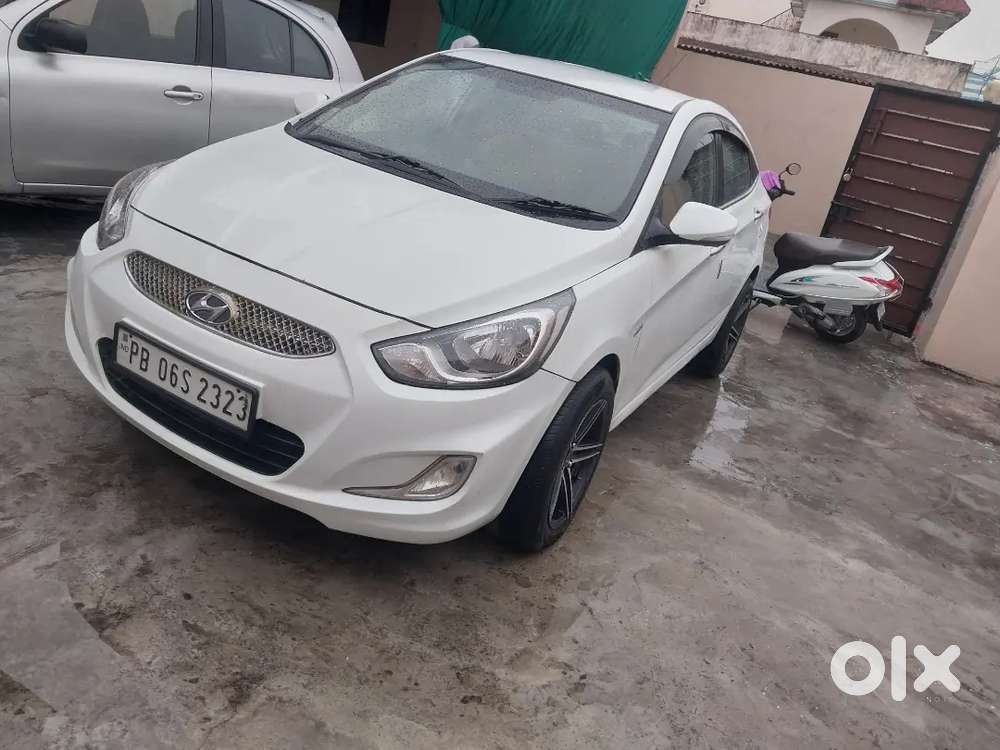Honda . Km 83000. Diesel . Owner 4.automatic