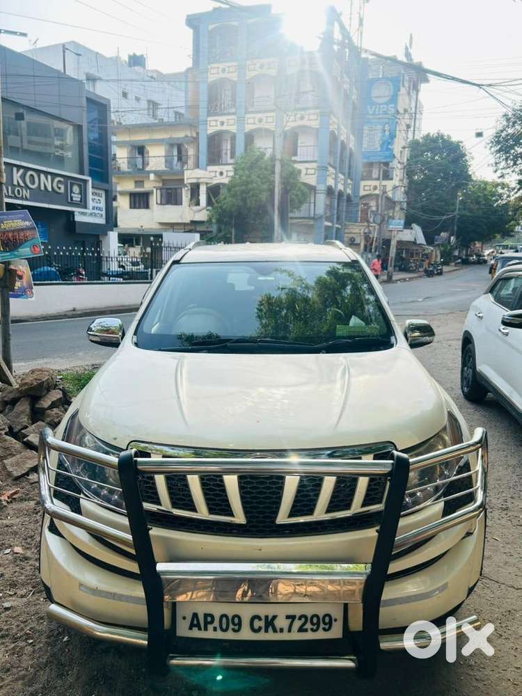 Mahindra Xuv500 Seal Engine 145068 Km Driven