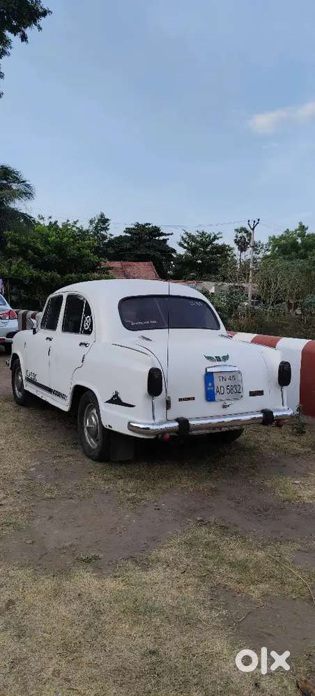 Ambassador Classic 1800 2005