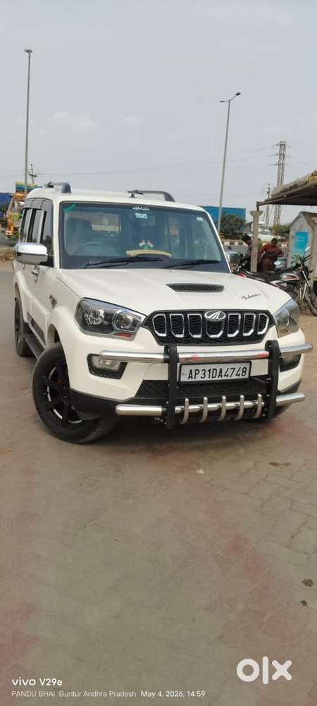 Mahindra Scorpio 2016 Diesel Well Maintained