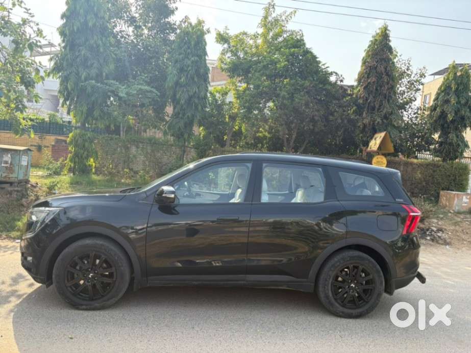Mahindra Xuv700 Ax7 Luxury Pack Awd, 2024, Diesel