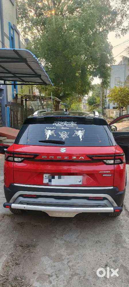 Maruti Suzuki Brezza Zxi At Smart Hybrid (2024) – Mint Condition