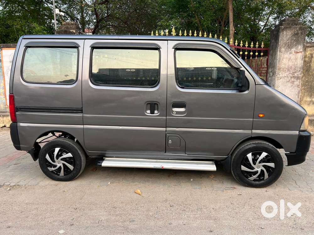Maruti Suzuki Eeco 7 Seater Ac, 2015, Petrol