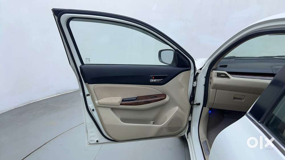 Maruti Suzuki Dzire 1.2 Zxi Amt, 2019, Petrol