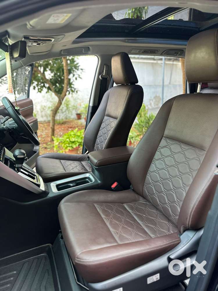 Toyota Innova Hycross 2.0 Zx (o) Hybrid 7 Str, 2024, Petrol