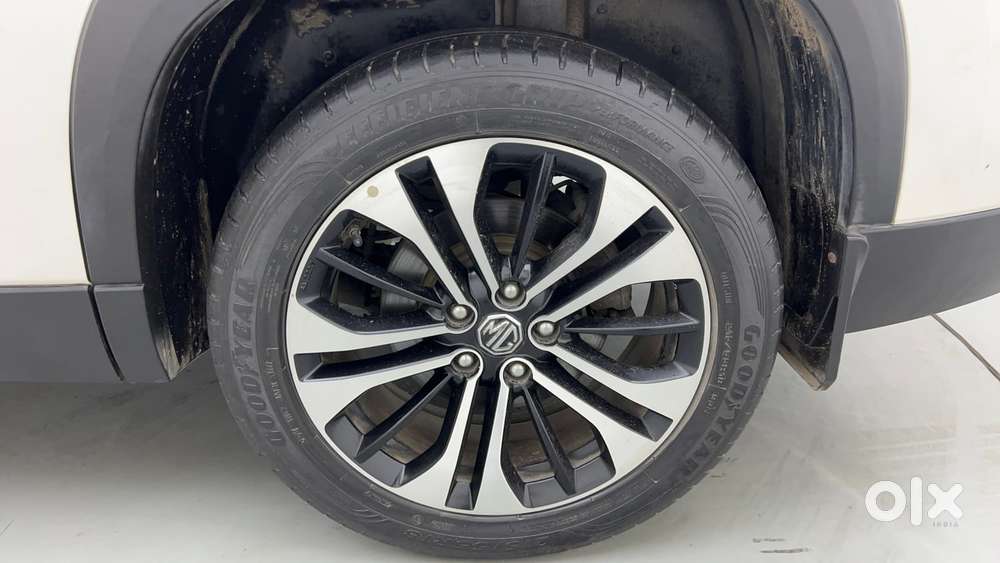Mg Hector Plus 1.5 Sharp Turbo Cvt 6 Str, 2022, Petrol