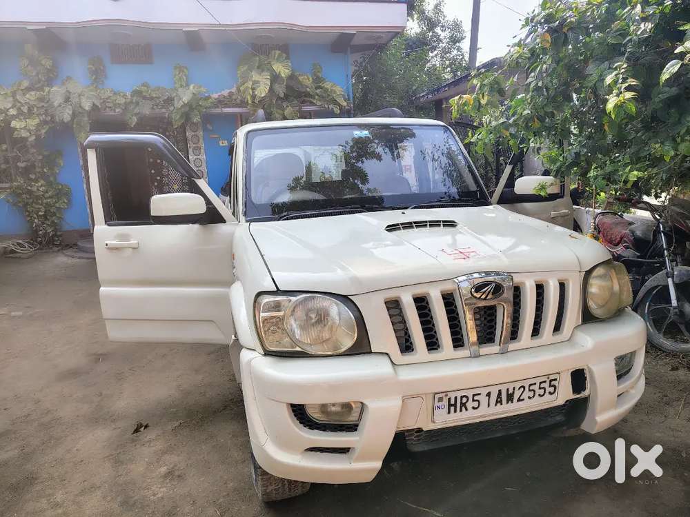 गाडी मै कोई दिक्कत नहीं है । जिसको लेना है वही मैसेज करे ।