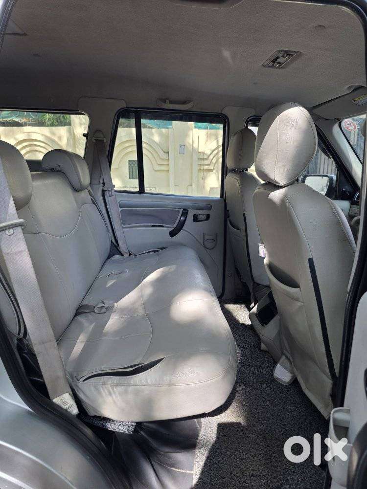 Mahindra Scorpio S6 8 Seater, 2016, Petrol