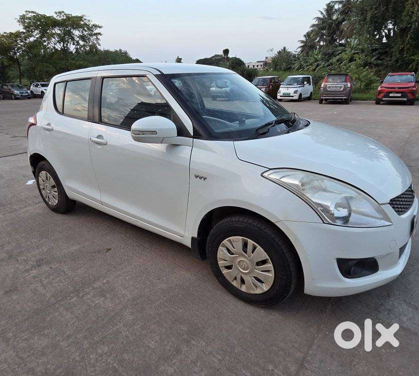 Maruti Suzuki Swift Vxi 1.2 Abs Bs-iv, 2014, Petrol