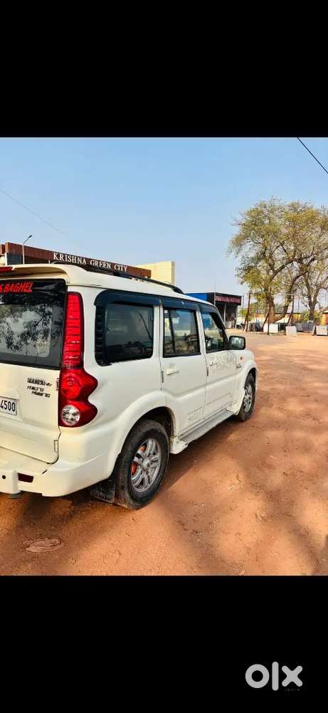 Mahindra Scorpio Classic 2012 Diesel 95000 Km Driven
