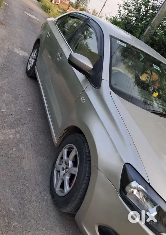 Volkswagen Vento 2013 Petrol Automatic