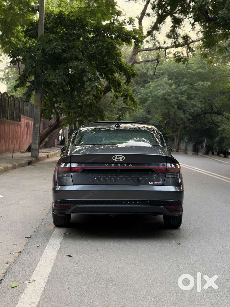 Hyundai Verna Sx (o) 1.5 Turbo Petrol Dct, 2023, Petrol