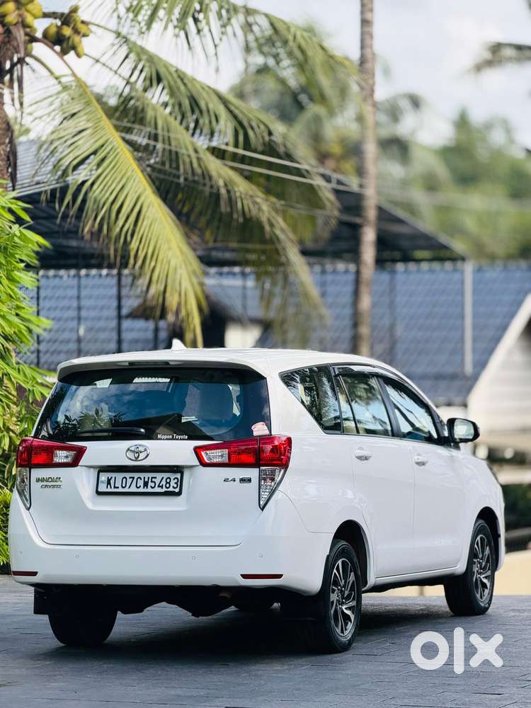 Toyota Innova Crysta 2.4 G Mt 7 Str, 2021, Diesel