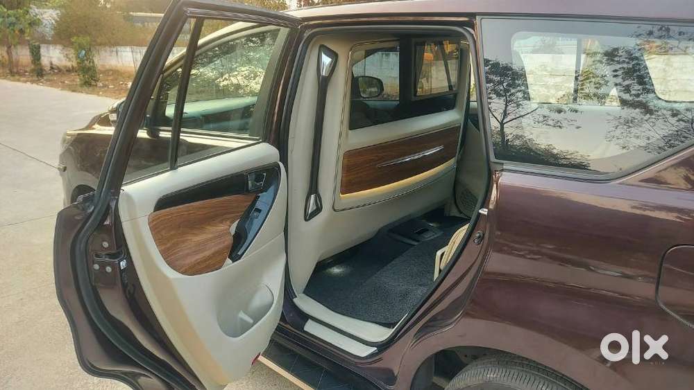 Toyota Innova Crysta 2.8 Gx At, 2016, Diesel