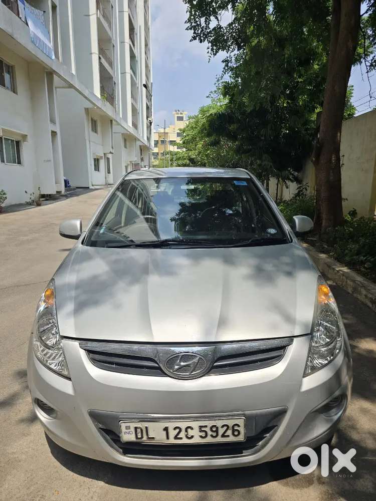 Hyundai I20 2011 Model - Well Maintained, Second Owner