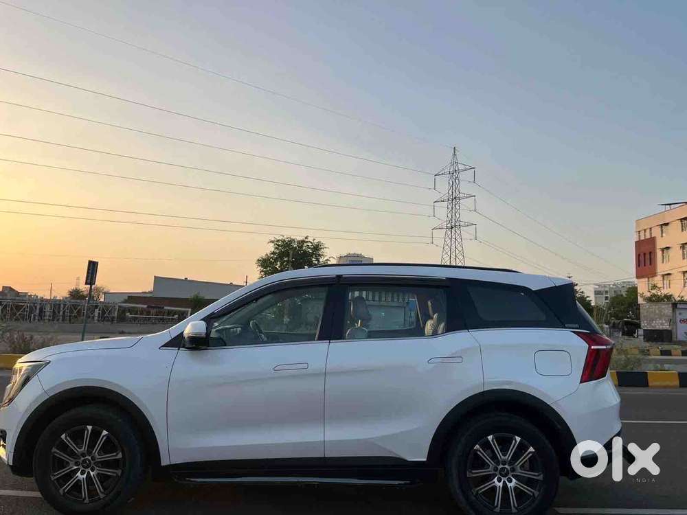 Mahindra Xuv700 2.2 Ax 7 Diesel At Str Awd, 2023, Diesel