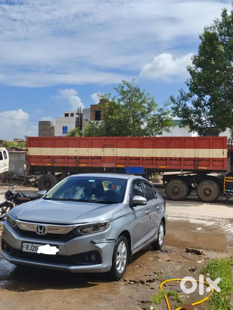 Top Model Honda Amaze