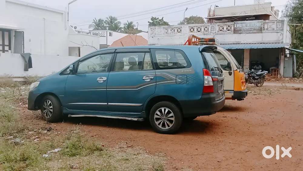Toyota Innova 2012 Diesel 234810 Km Driven