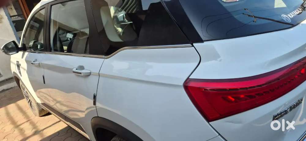 Mg Hector Plus 2021 Petrol 75000 Km Driven