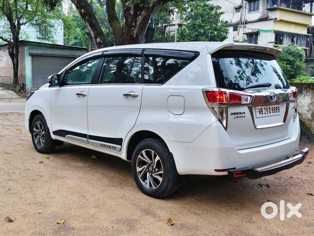 Toyota Innova Crysta 2.4 Gx Limited Edition At 7 Str, 2025, Diesel