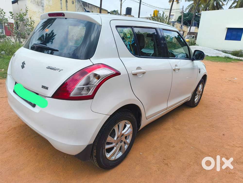 Maruti Suzuki Swift Zdi Plus, 2013, Diesel