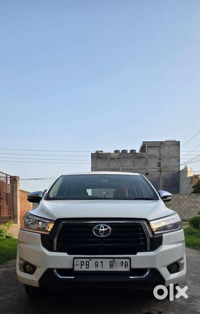 Toyota Innova Crysta 2.4 Gx Mt, 2018, Diesel