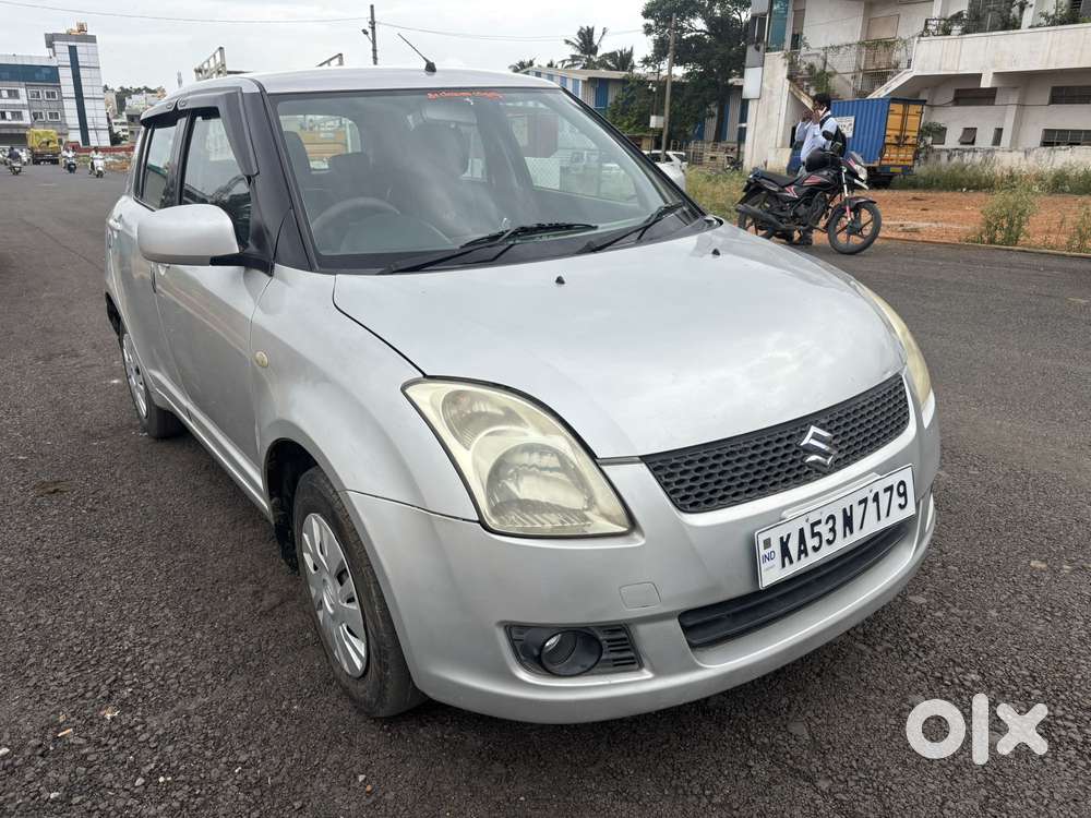 Maruti Suzuki Swift 1.3 Vxi, 2009, Petrol
