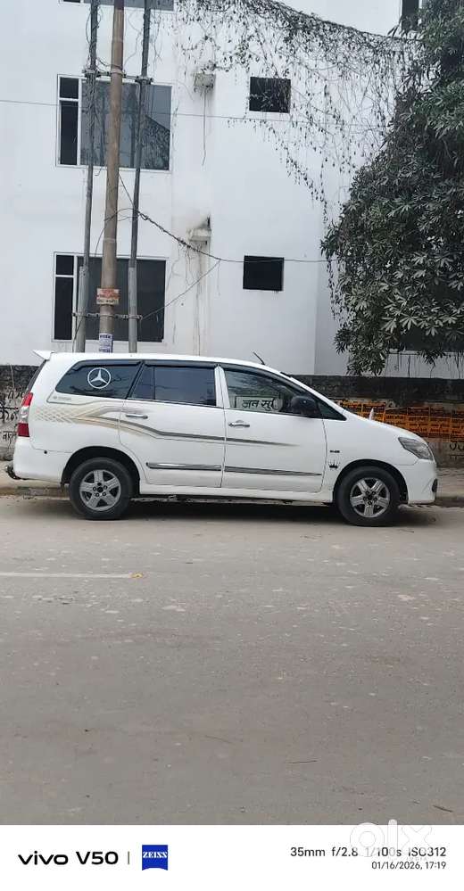 Toyota Innova 2008 Diesel Well Maintained