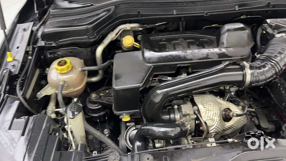 Mahindra Xuv300 W8 Option Diesel, 2022, Diesel