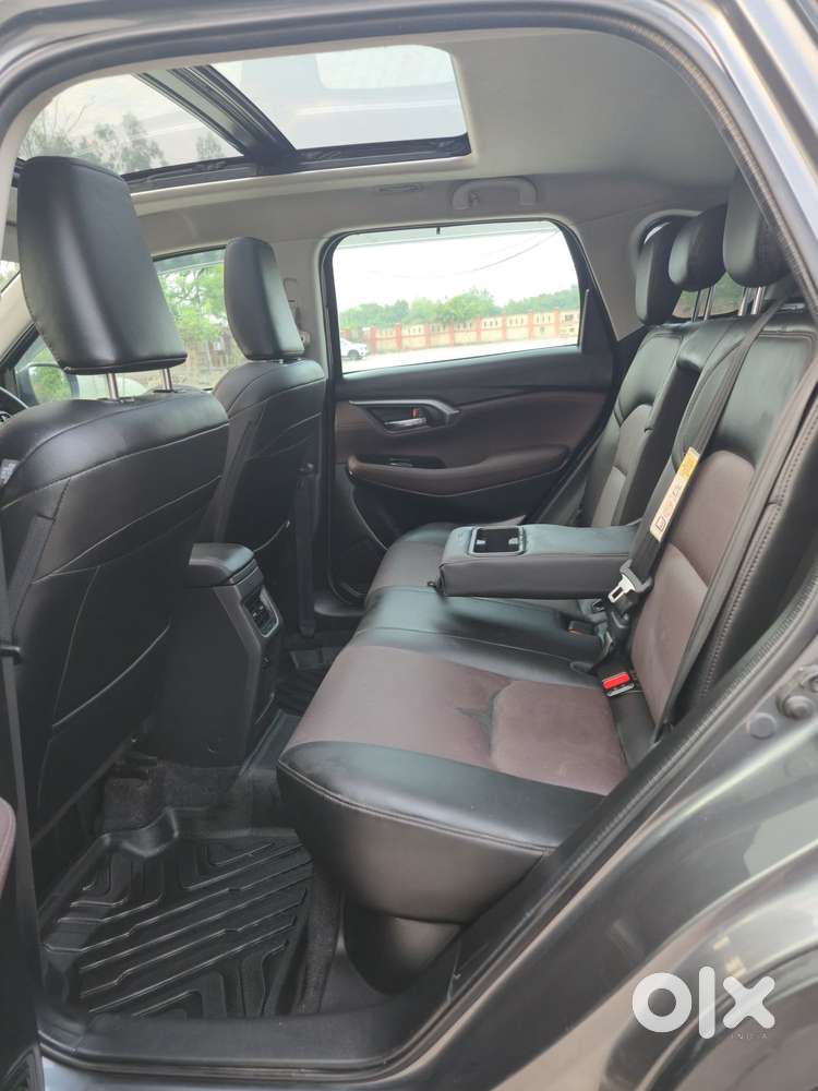 Maruti Suzuki Grand Vitara Smart Hybrid Alpha, 2023, Petrol