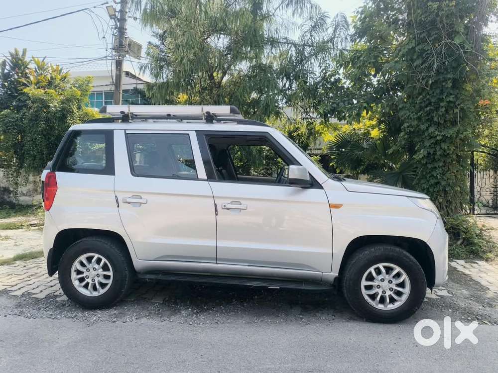 Mahindra Tuv 300 T8 Amt (automatic), 2018, Diesel