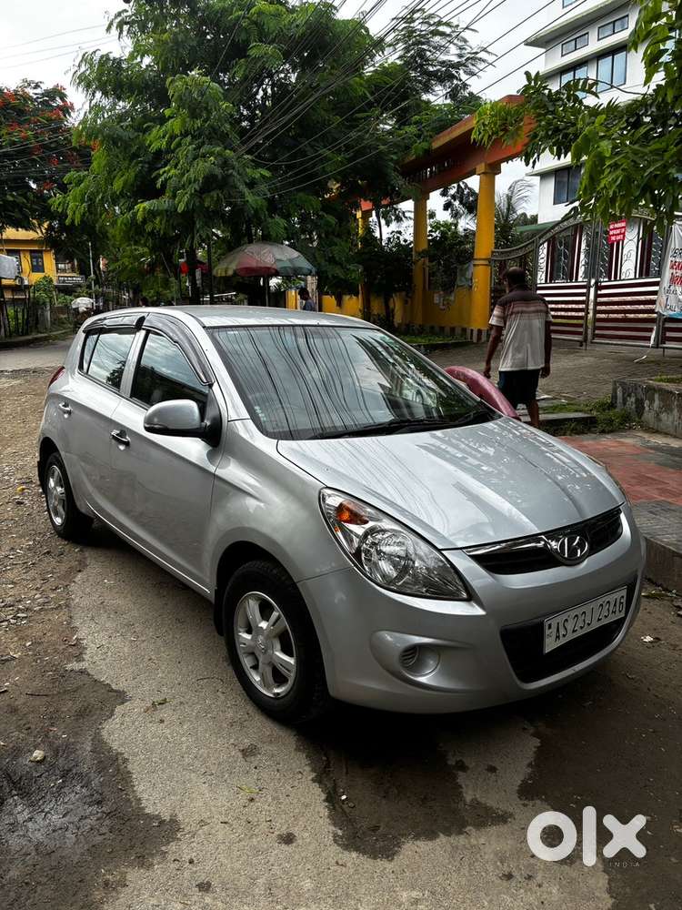 Hyundai I20 2011 Petrol 100000 Km Driven