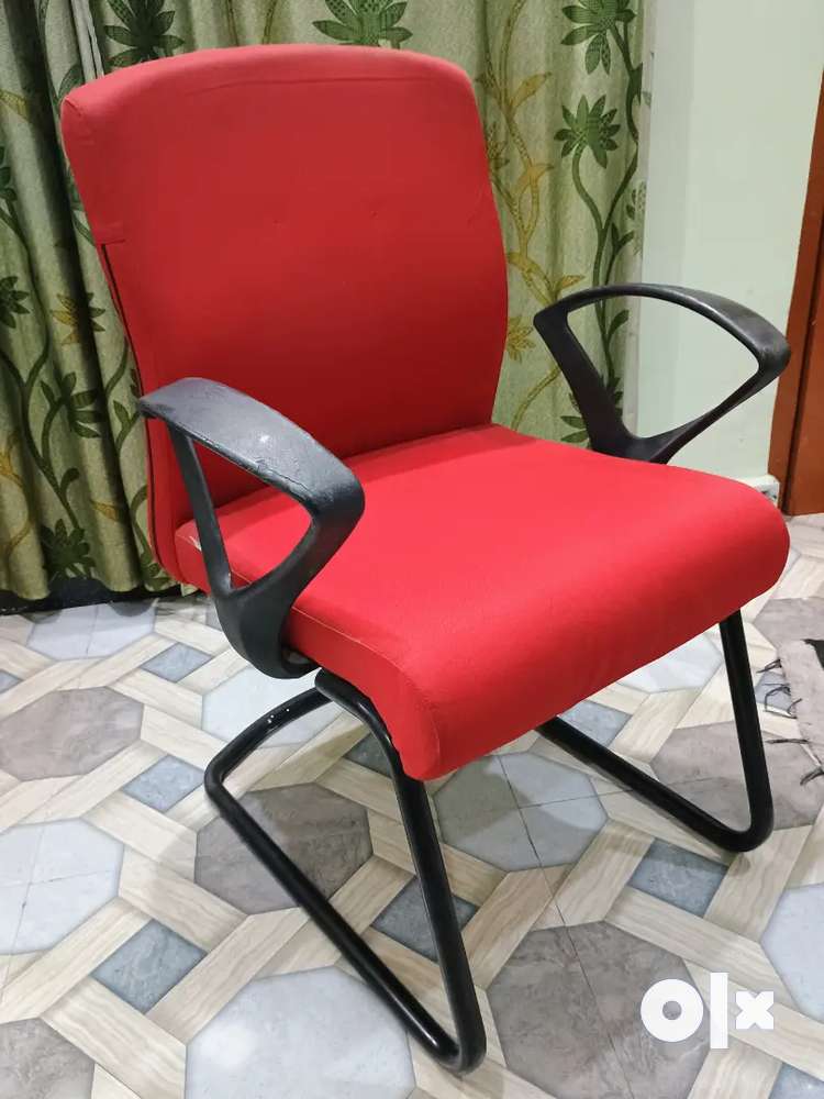 Godrej bravo deals visitor chair