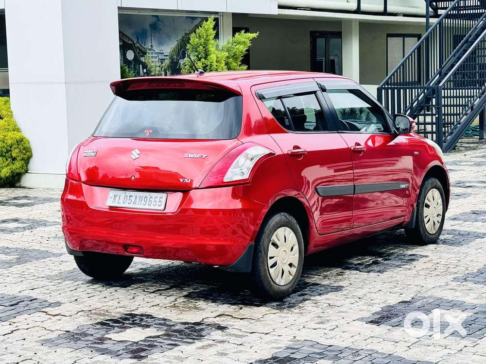Maruti Suzuki Swift Vxi Optional, 2014, Petrol