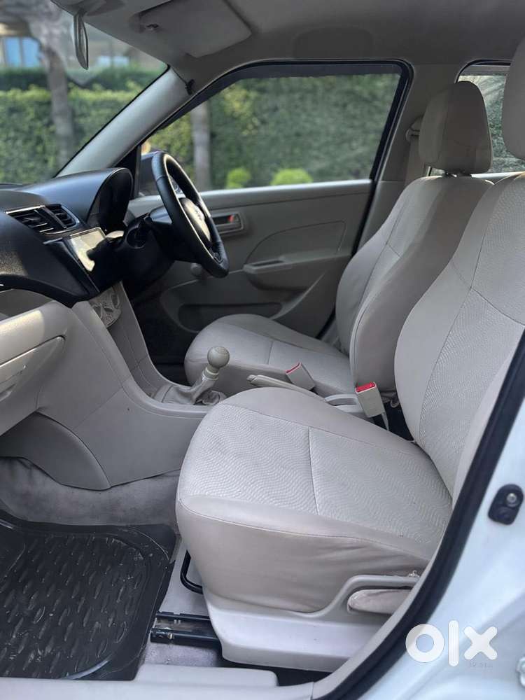 Maruti Suzuki Swift Dzire 1.2 Lxi Bsiv, 2013, Petrol